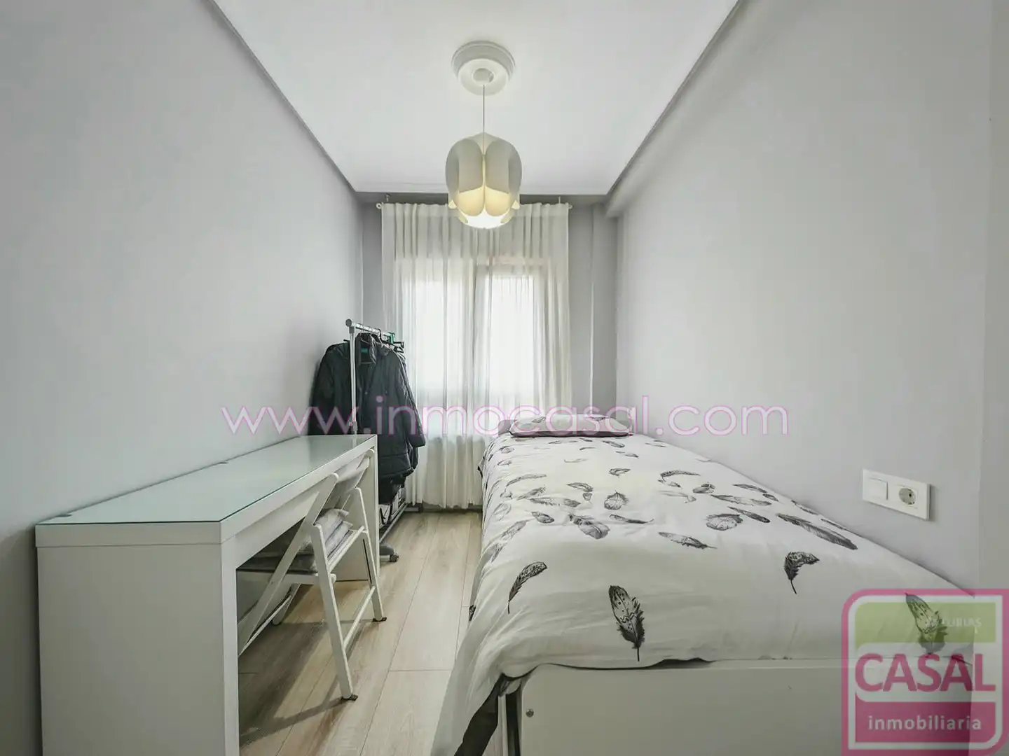 Schlafzimmer von Wohnung zum Verkauf in Oviedo  mit Heizung und Möbliert