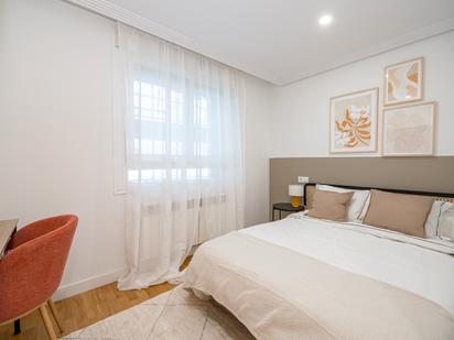 Bedroom of Flat to share in  Madrid Capital  with Air Conditioner