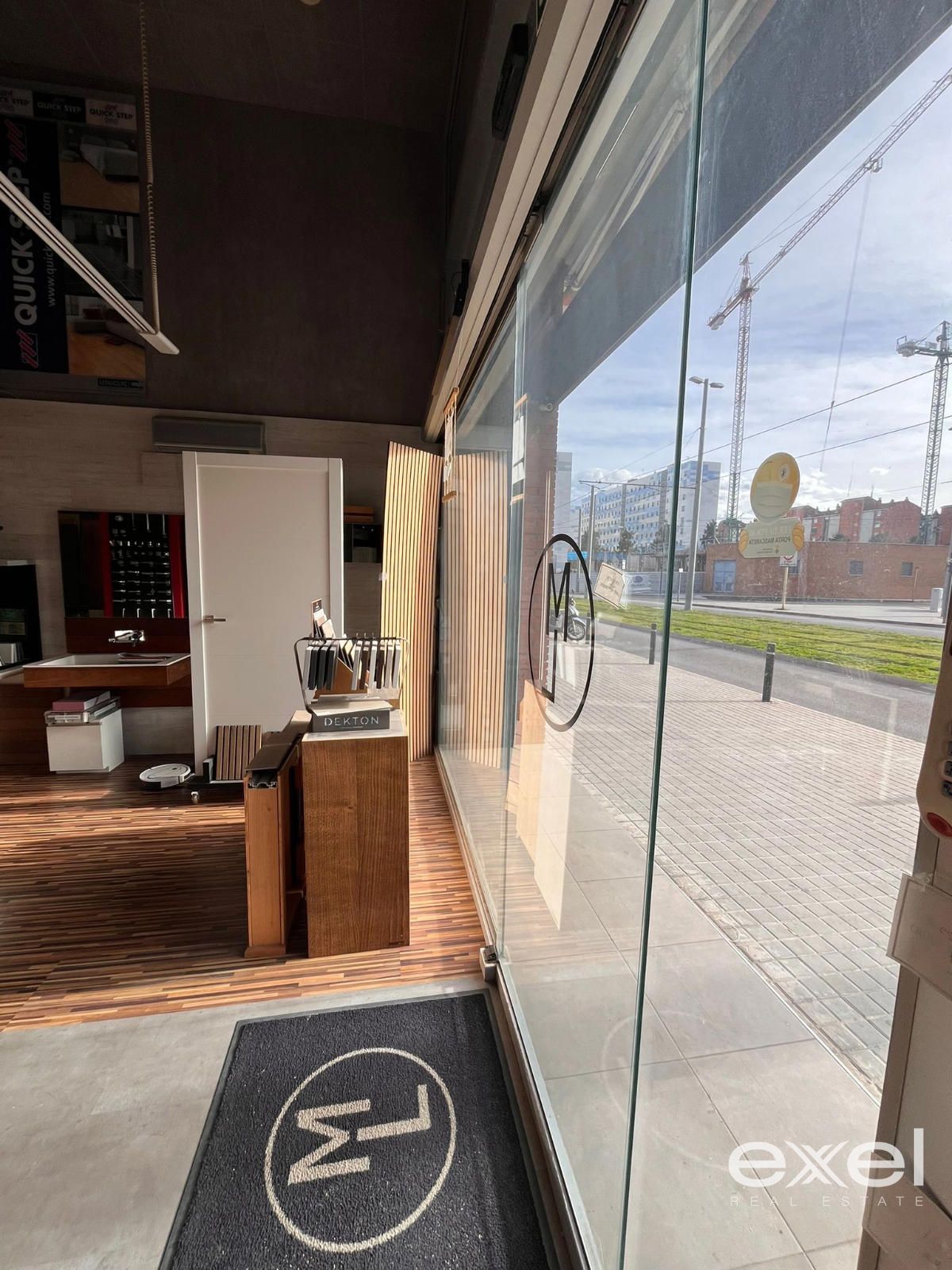 Local de alquiler en Cornellà de Llobregat con Aire acondicionado