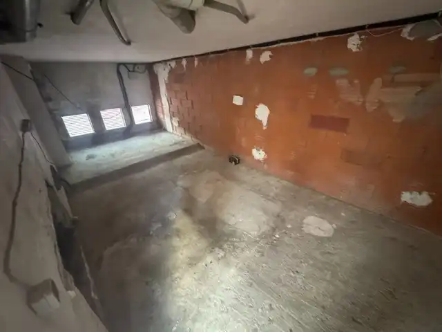Local en venta en Calella con Terraza y Alarma