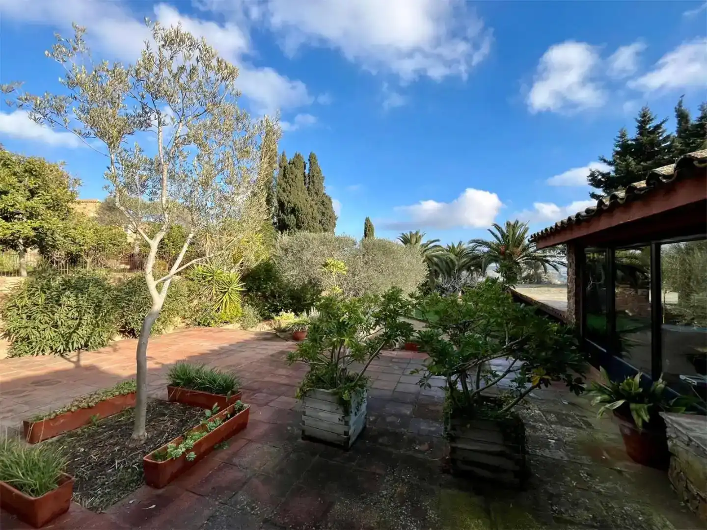 Jardí de Finca rústica en venda en Mont-ras amb Balcó