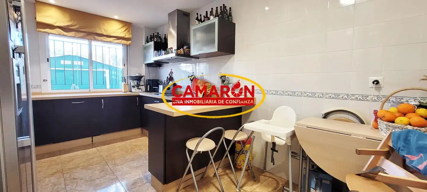 Cocina de Casa adosada en venta en Coria del Río con Aire acondicionado