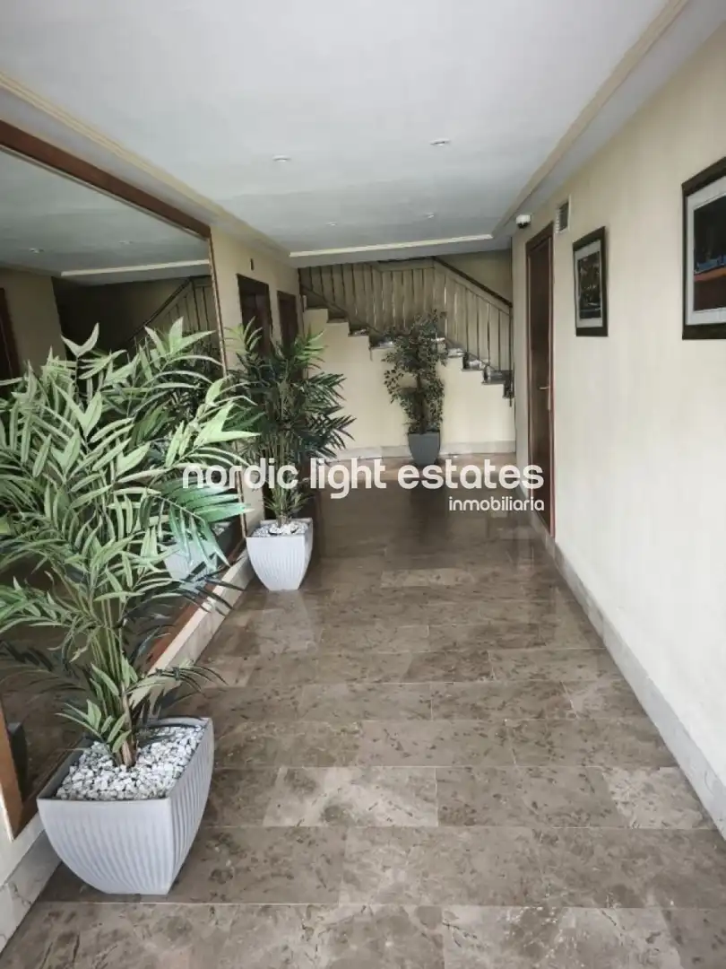Vista exterior de Piso en venta en Málaga con Terraza, Trastero y Piscina