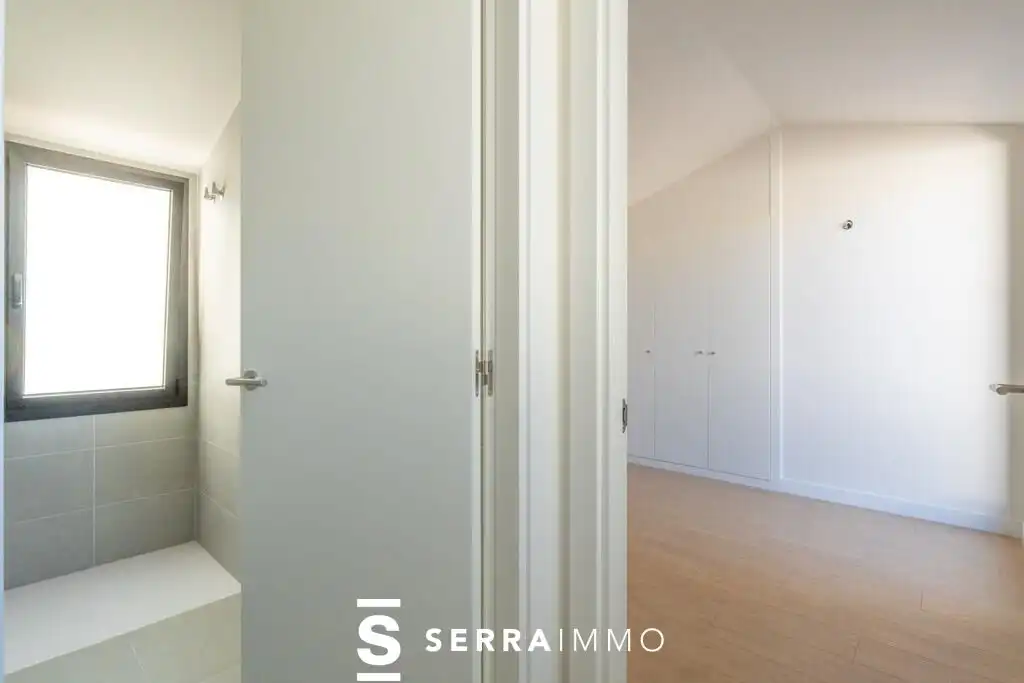 Habitación de Ático en venta en Vilanova i la Geltrú con Aire acondicionado, Terraza y Balcón