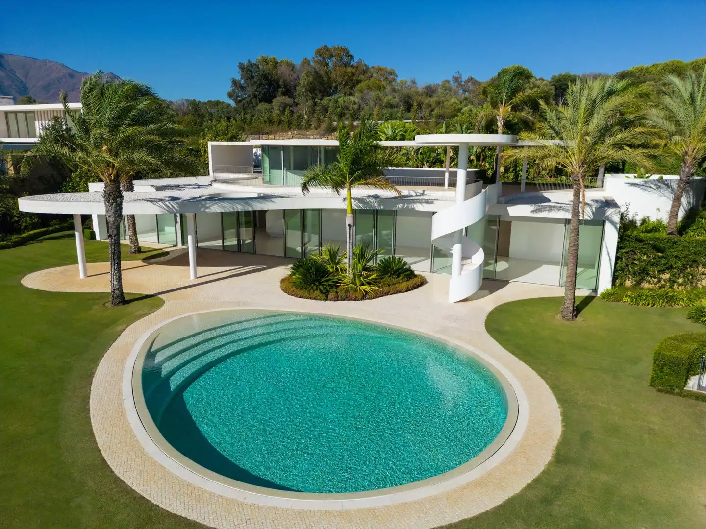 Haus mit Pool zum Verkauf in Marbella Centro