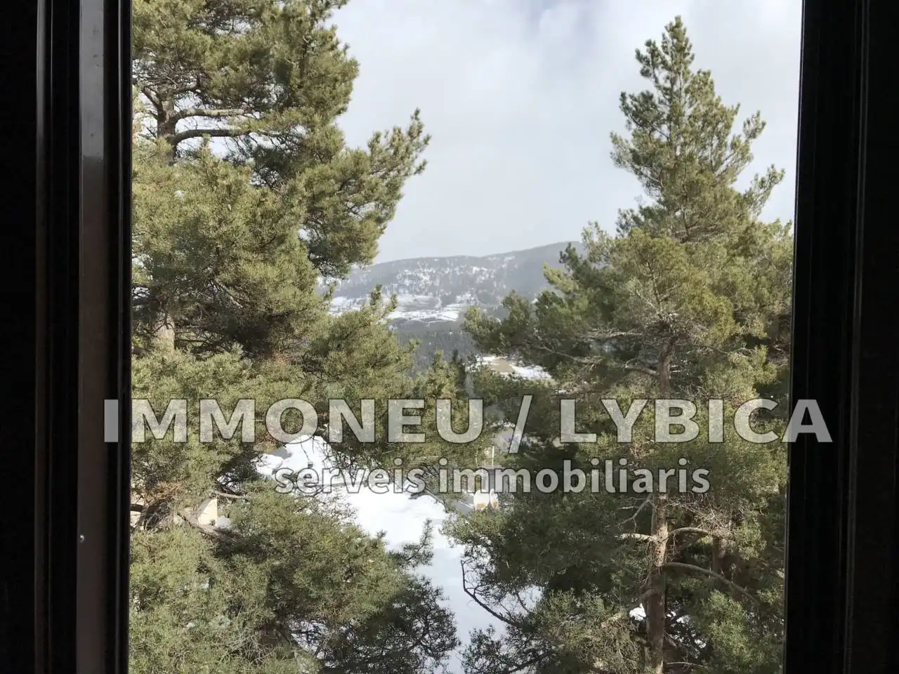 Ático en venta en Alp con Calefacción