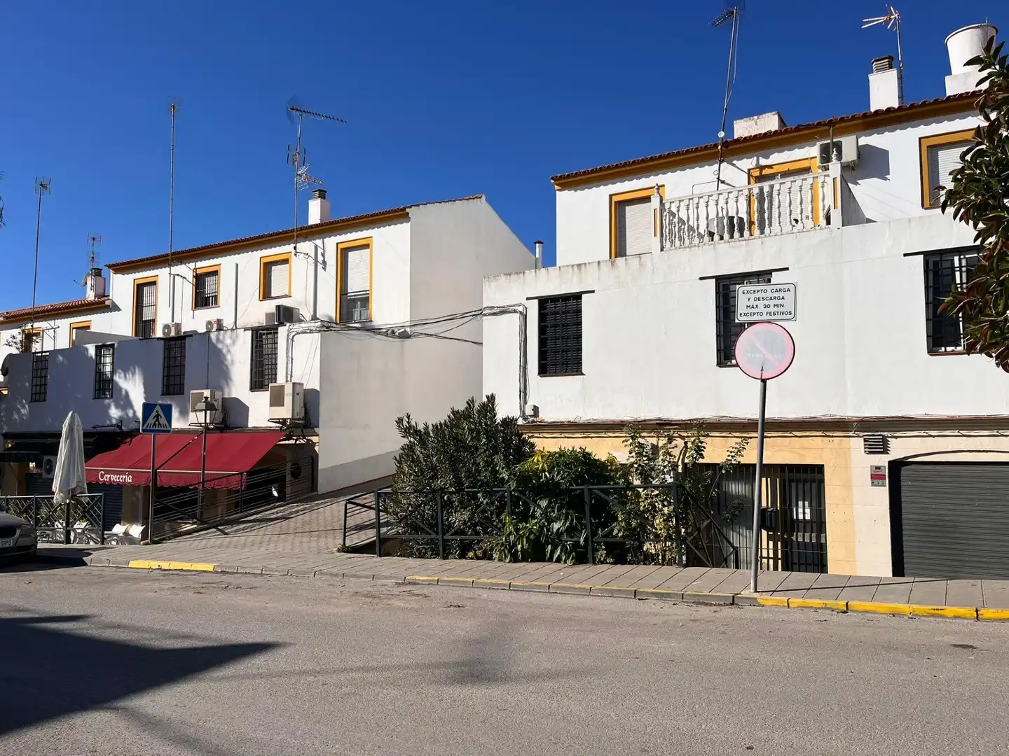 Commercial properties for sale in Montellano