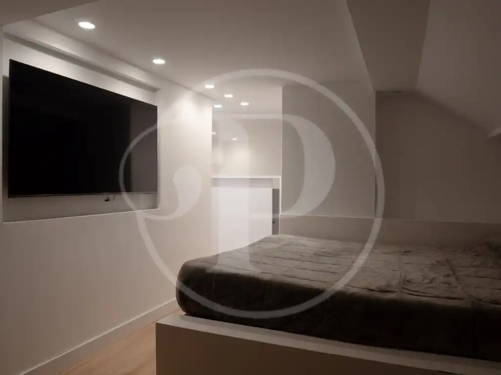 Bedroom of Study for sale in Valencia  with Air Conditioner