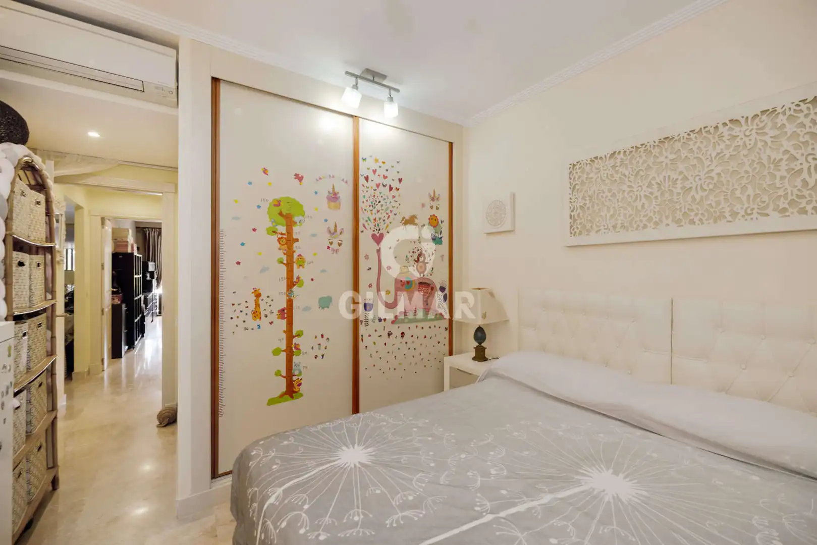Habitación de Apartamento en venta en Estepona con Calefacción, Jardín privado y Trastero