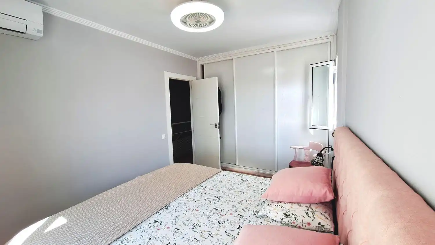 Schlafzimmer von Maisonette zum Verkauf in Mojácar mit Klimaanlage, Terrasse und Schwimmbad