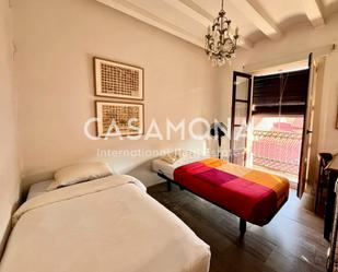 Dormitori de Apartament de lloguer en  Barcelona Capital amb Aire condicionat, Calefacció i Terrassa