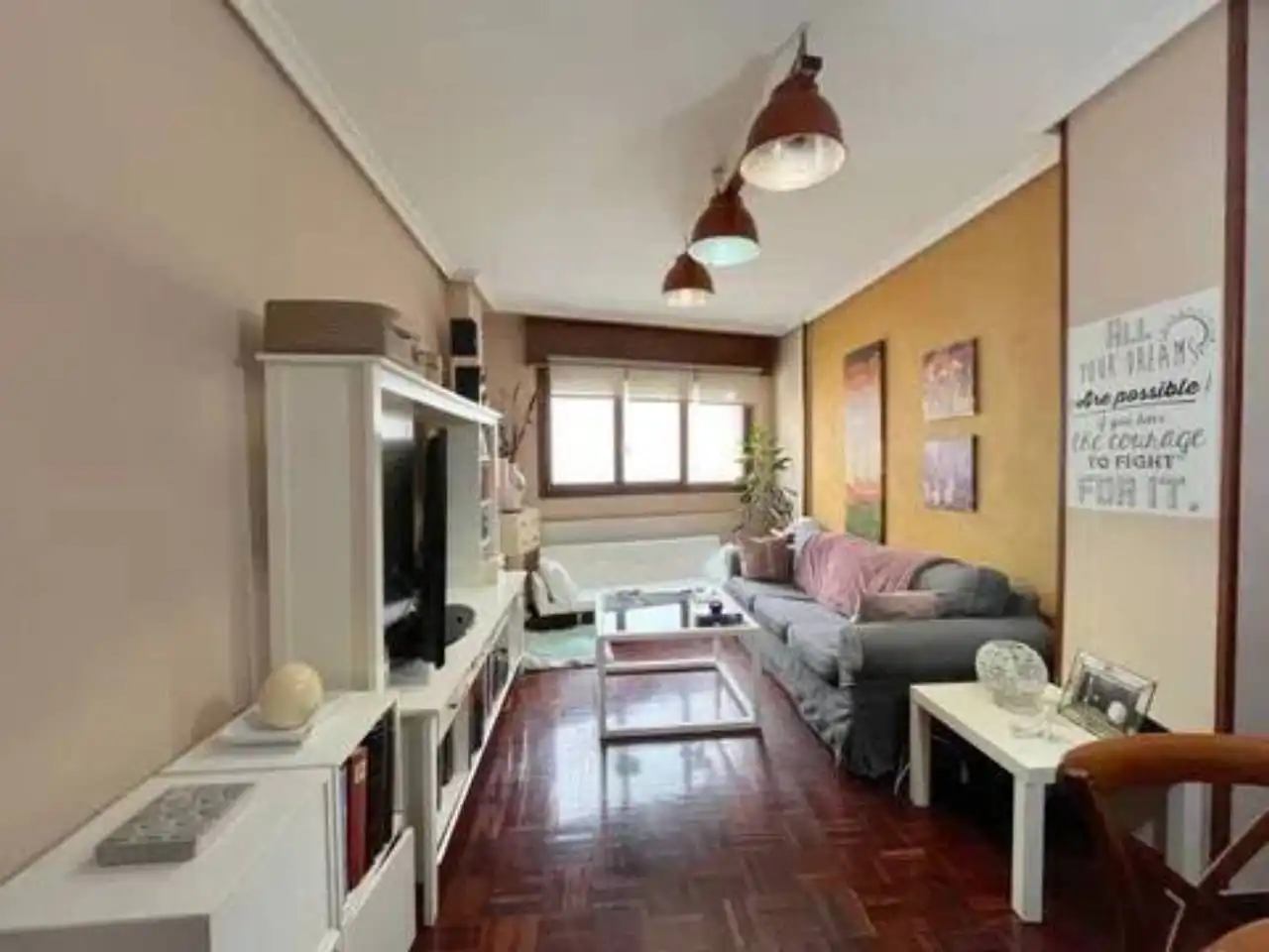 Wohnzimmer von Wohnung zum Verkauf in Erandio