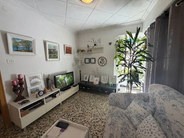 Casa con balcone in vendita a Carrer Rafel de Casanova 4