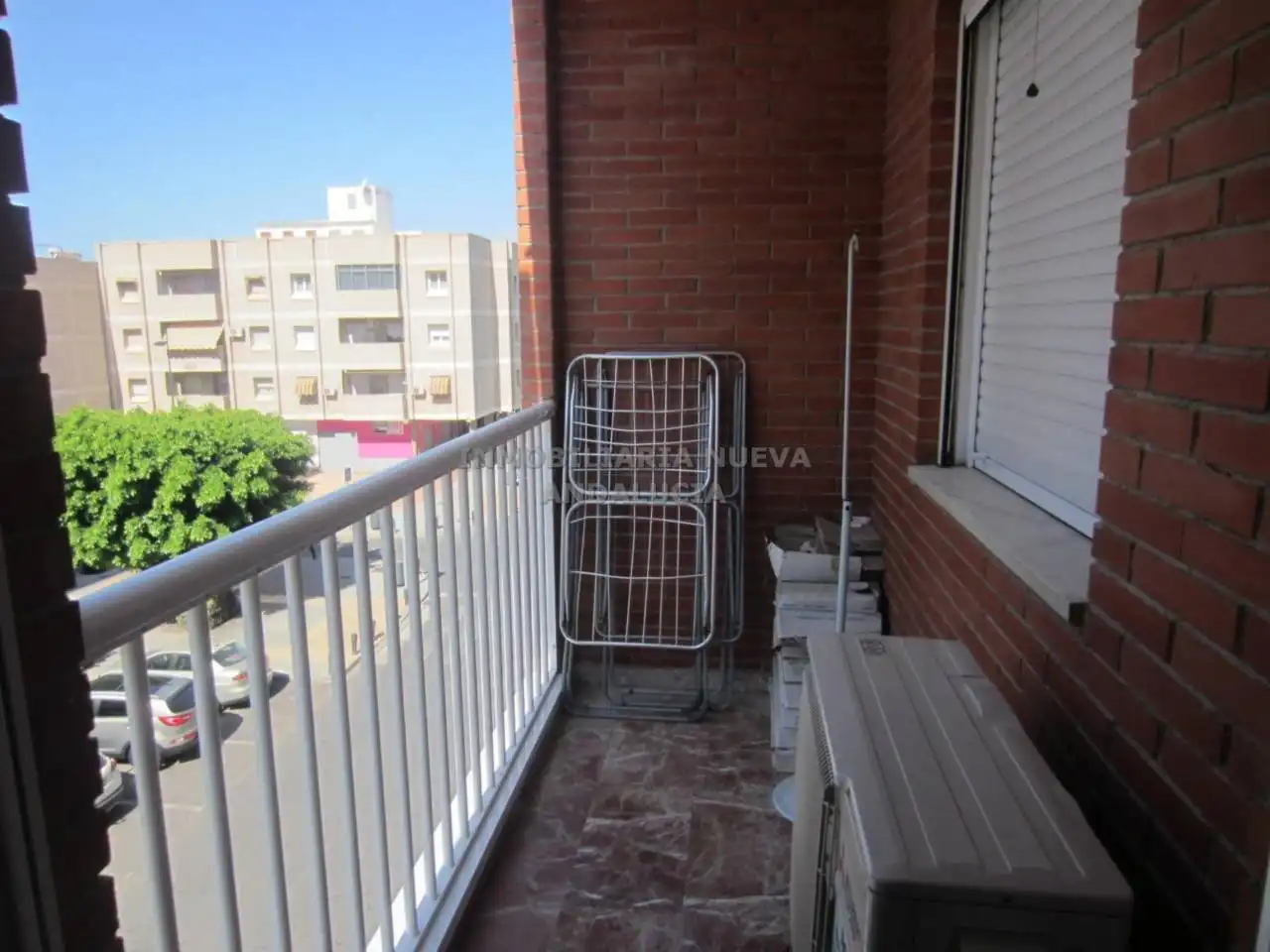 Terraza de Piso de alquiler en Almería con Terraza y Amueblado