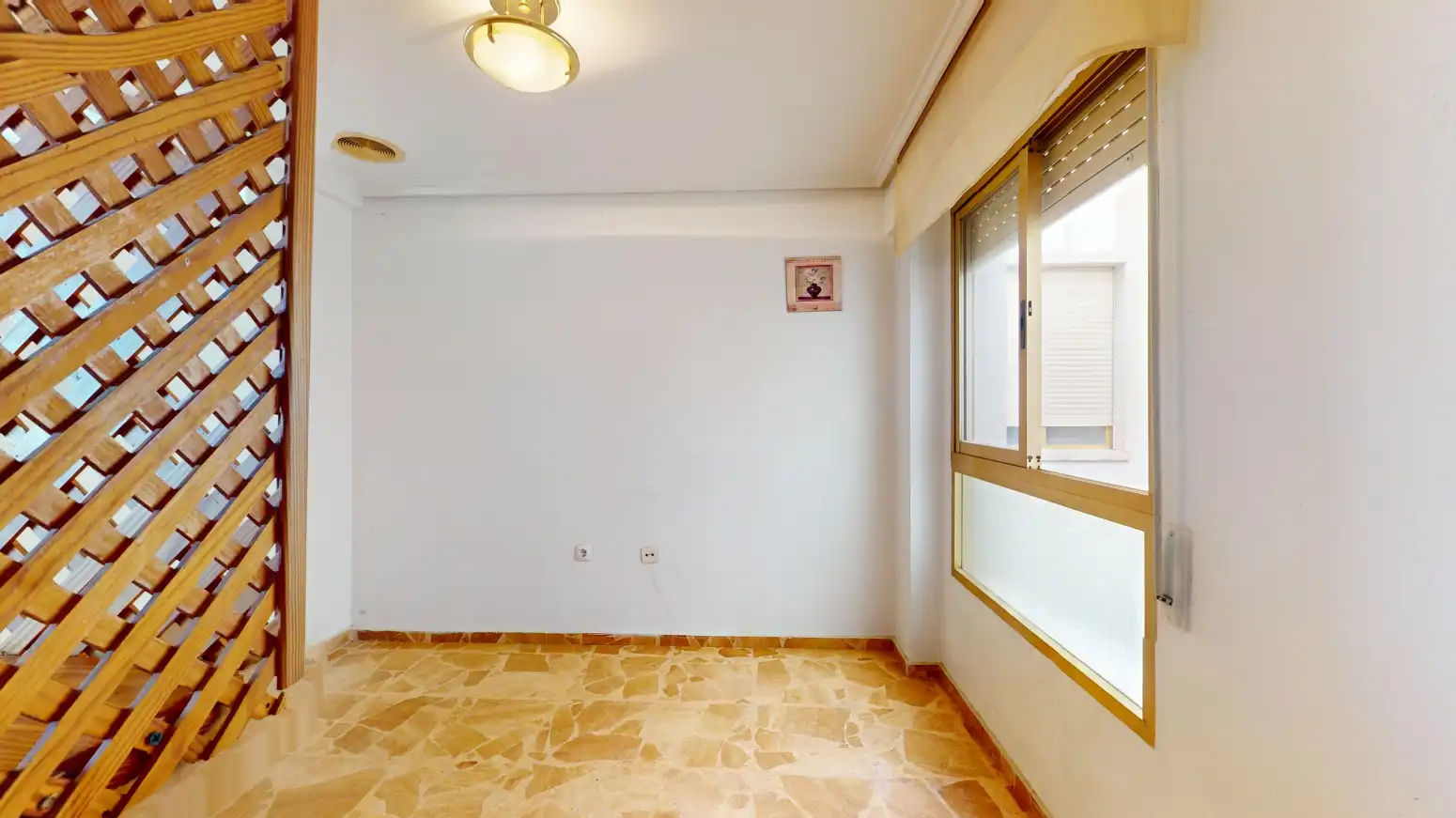 Piso en venta en Crevillent con Balcón