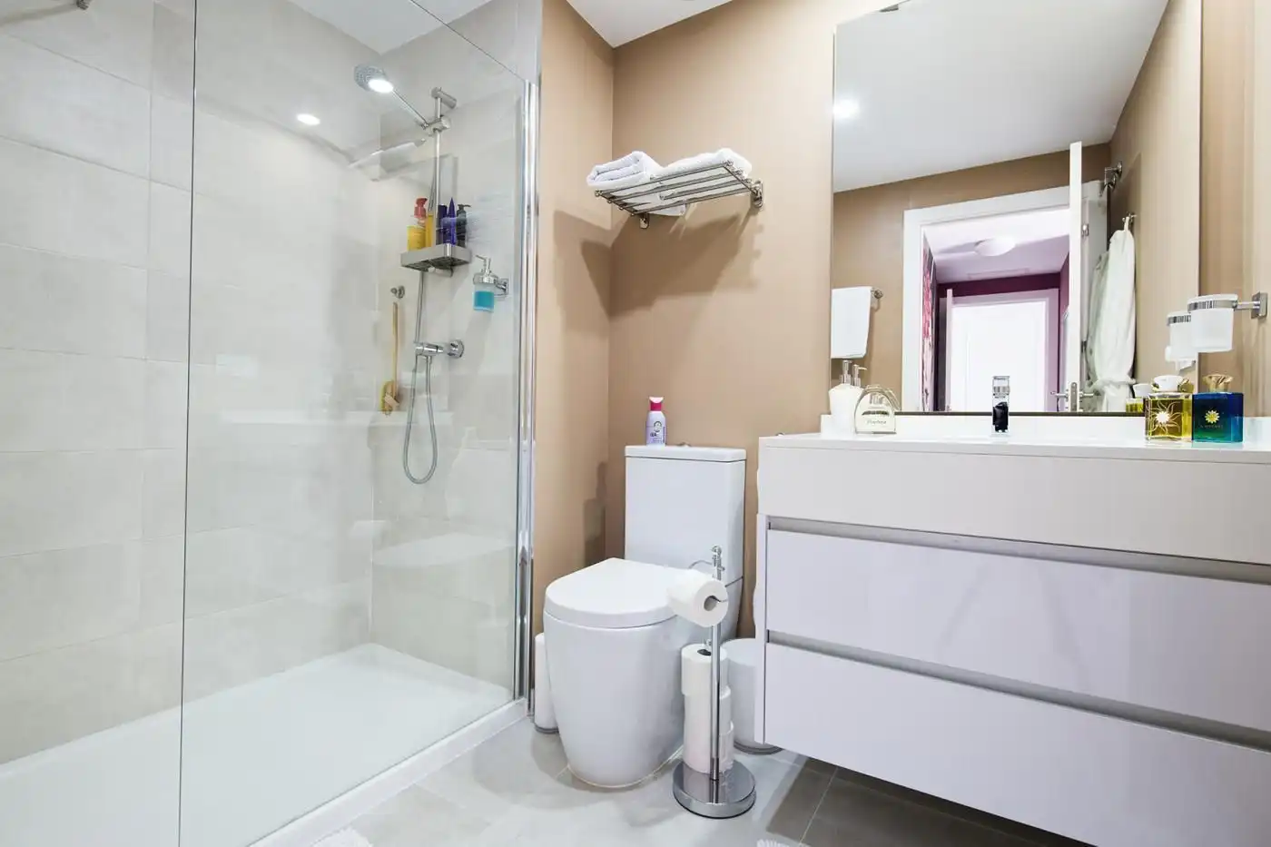 Bathroom of Attic for sale in Benalmádena  with Air Conditioner, Heating and Storage room