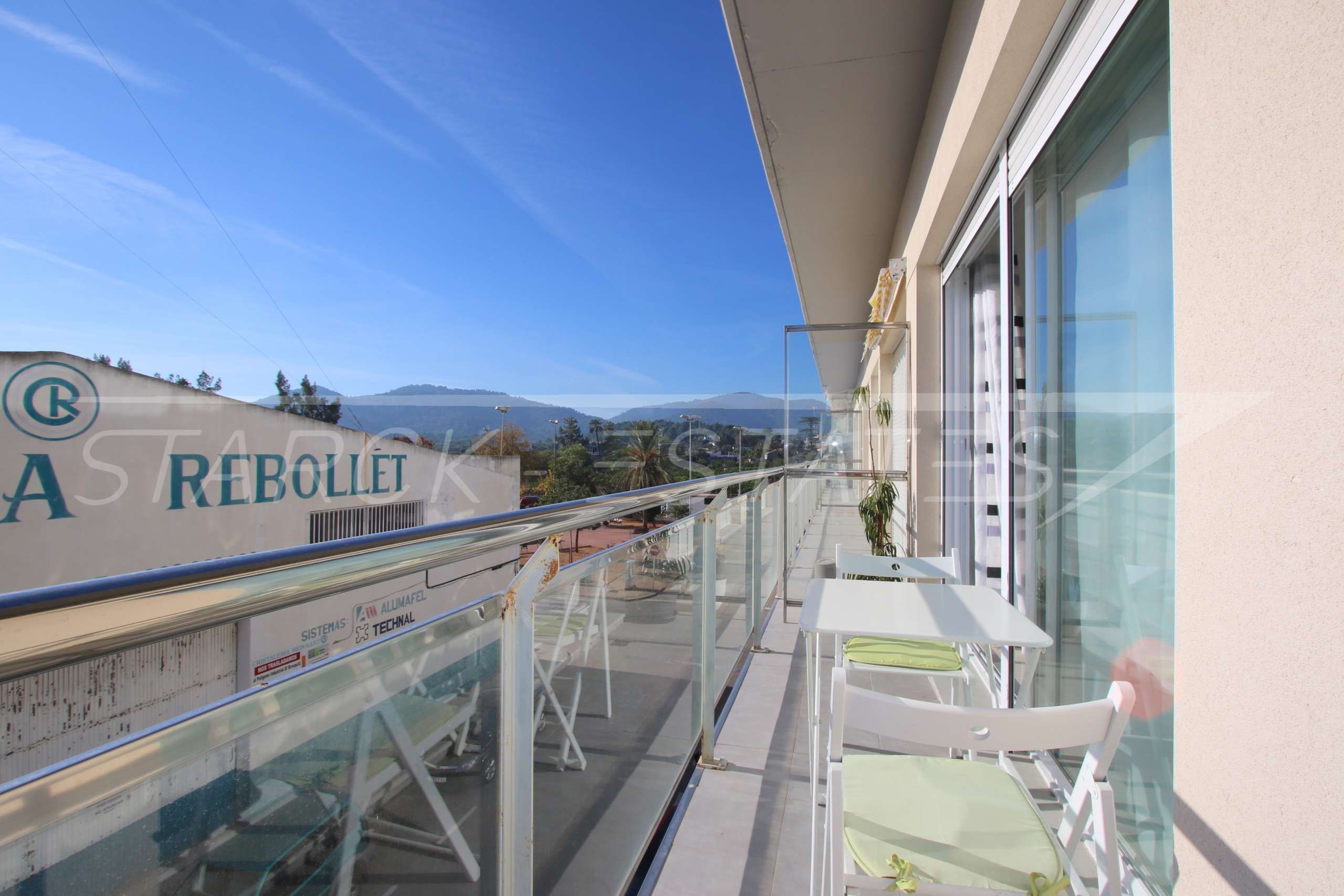 Terrassa de Apartament en venda en Oliva