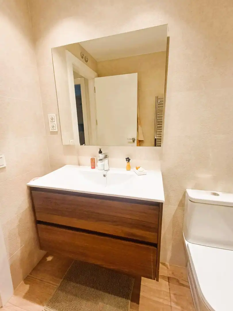 Baño de Piso en venta en León Capital  con Calefacción