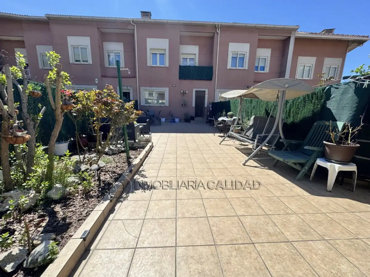 Maison à vendre à Zona Sur - Barrio Cortes
