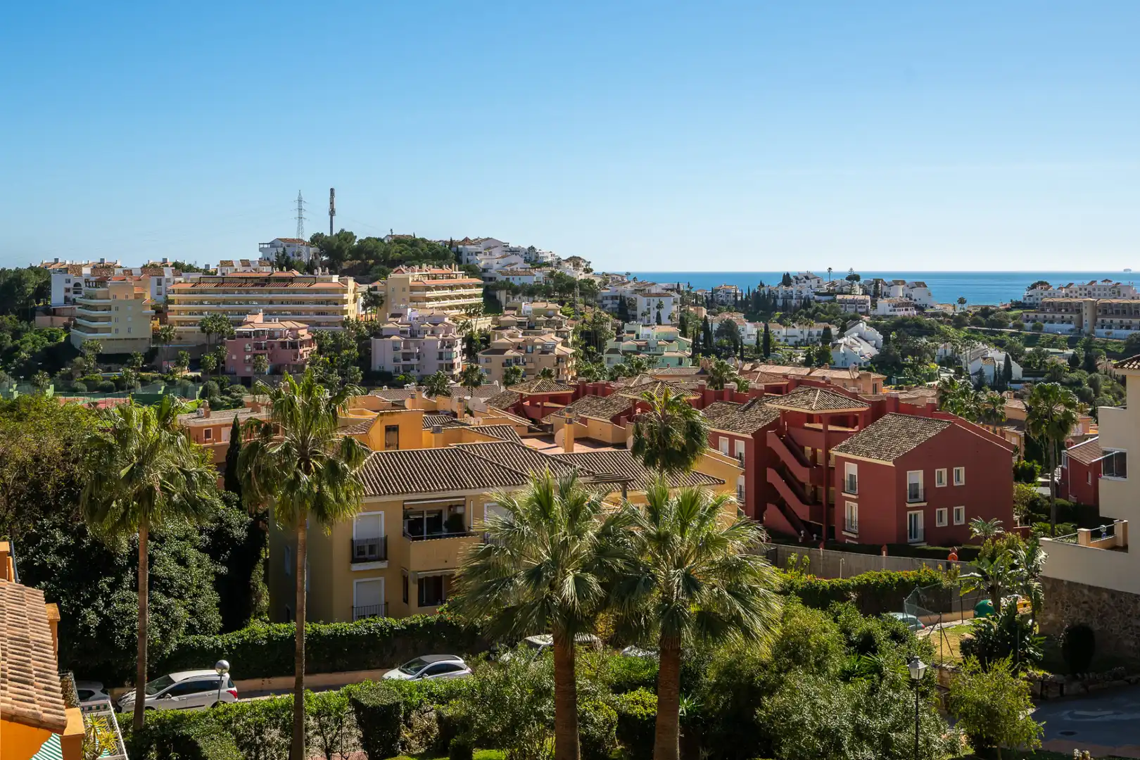 Vista exterior de Dúplex en venda en Mijas amb Terrassa, Piscina i Moblat