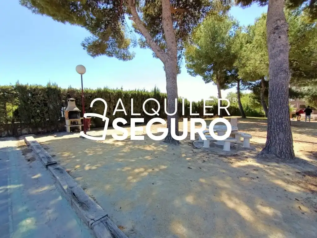 Piso con piscina en alquiler en Doctor Jiménez Díaz, imagen 6