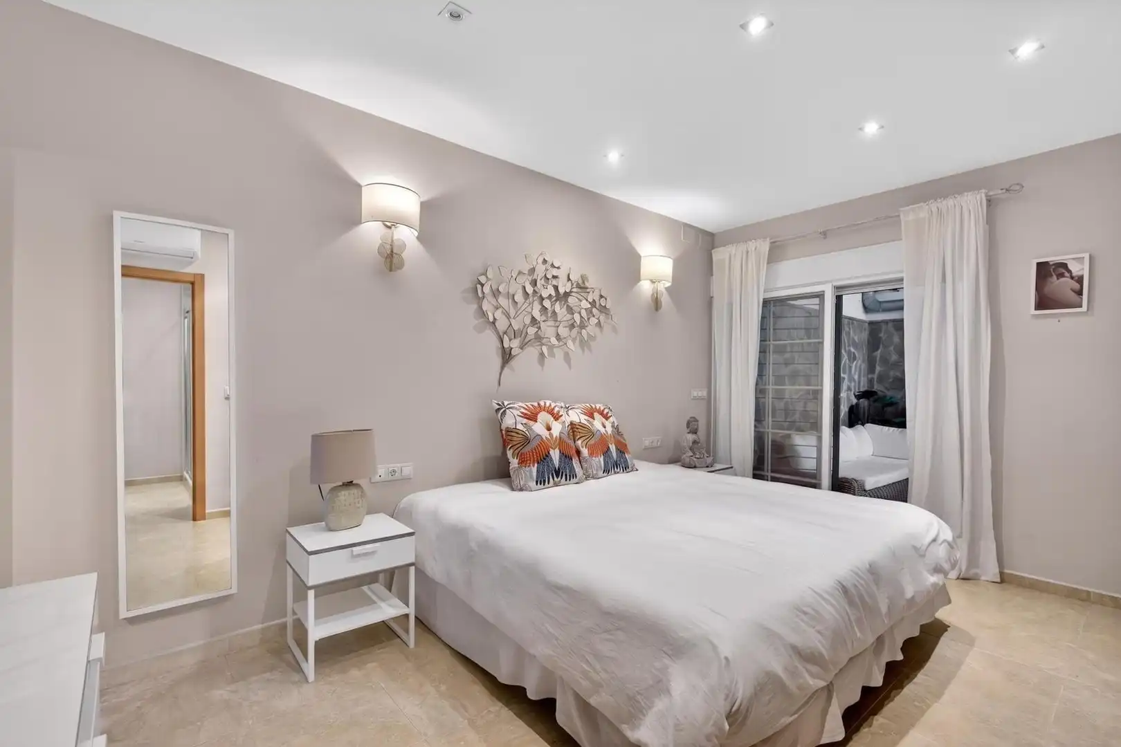 Habitación de Dúplex en venta en Alhaurín de la Torre con Aire acondicionado, Calefacción y Terraza
