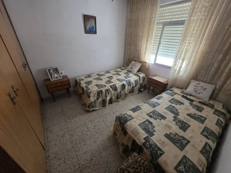Schlafzimmer von Wohnung zum Verkauf in Plasencia mit Privatgarten und Balkon