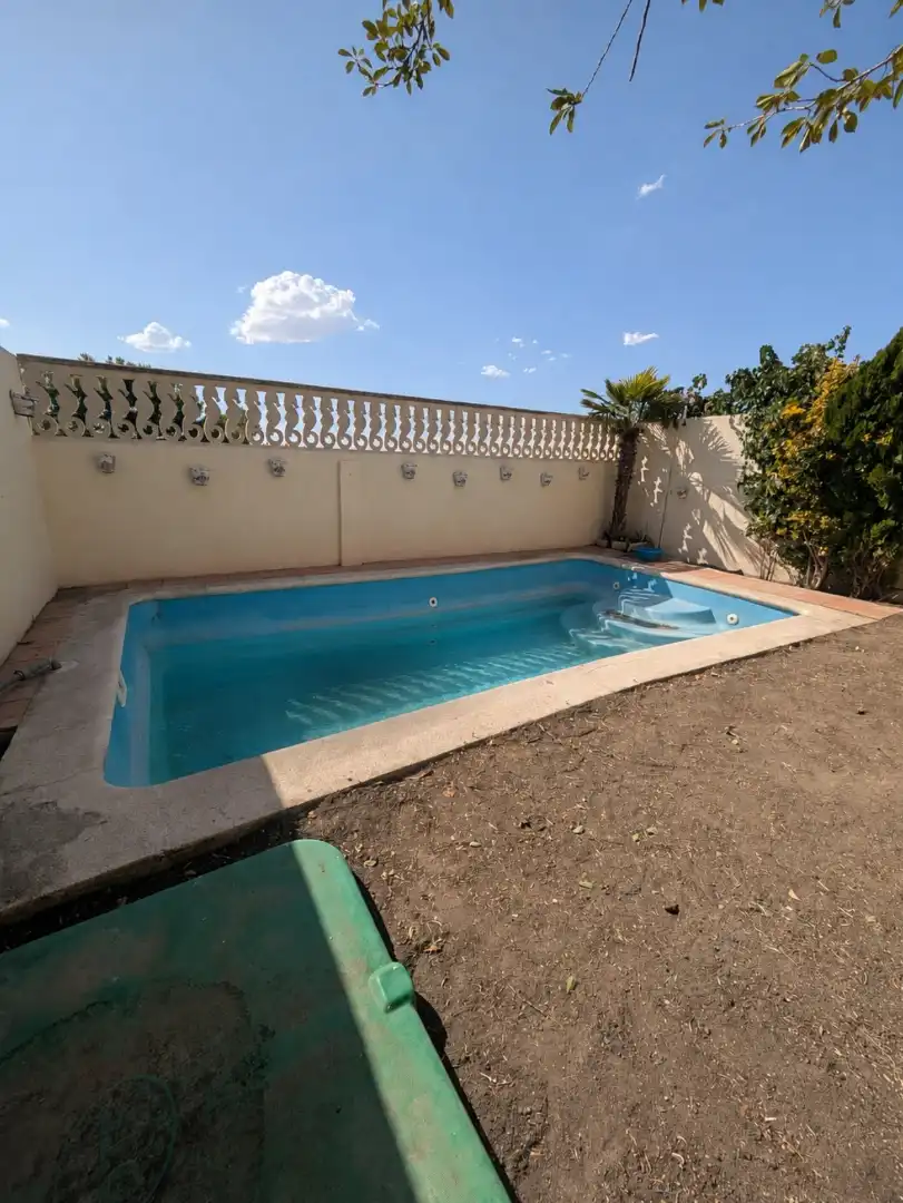 Swimming pool of Houses for sale in Zarza de Tajo  with Private garden and Swimming Pool