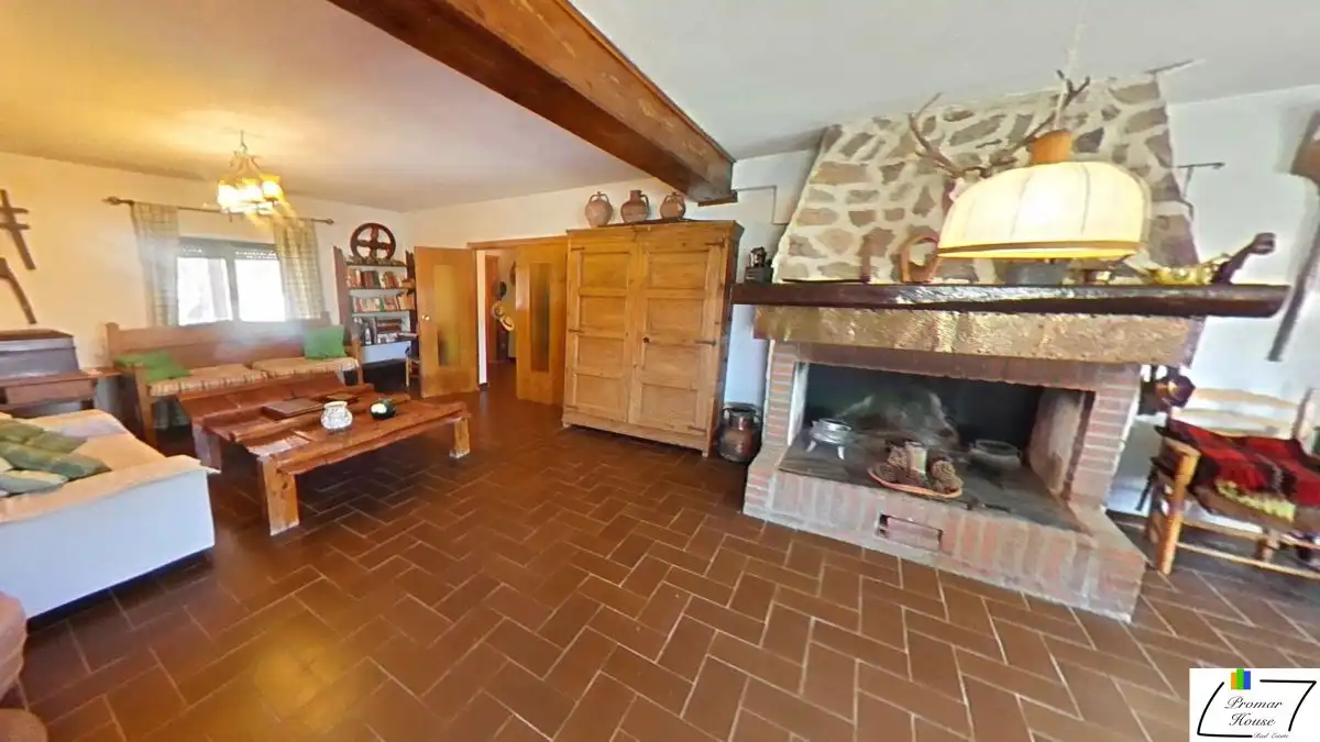 Sala de estar de Casa o chalet en venta en Muñogrande con Calefacción, Jardín privado y Trastero