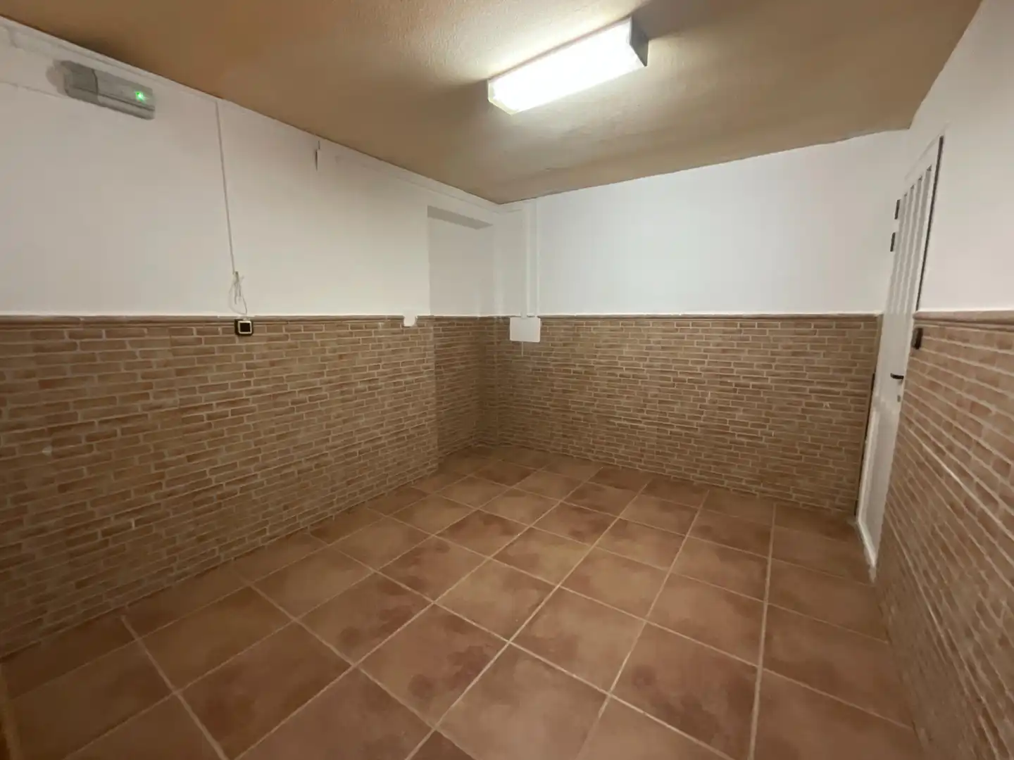 Einfamilien-Reihenhaus zum Verkauf in Villaluenga de la Sagra mit Klimaanlage und Heizung