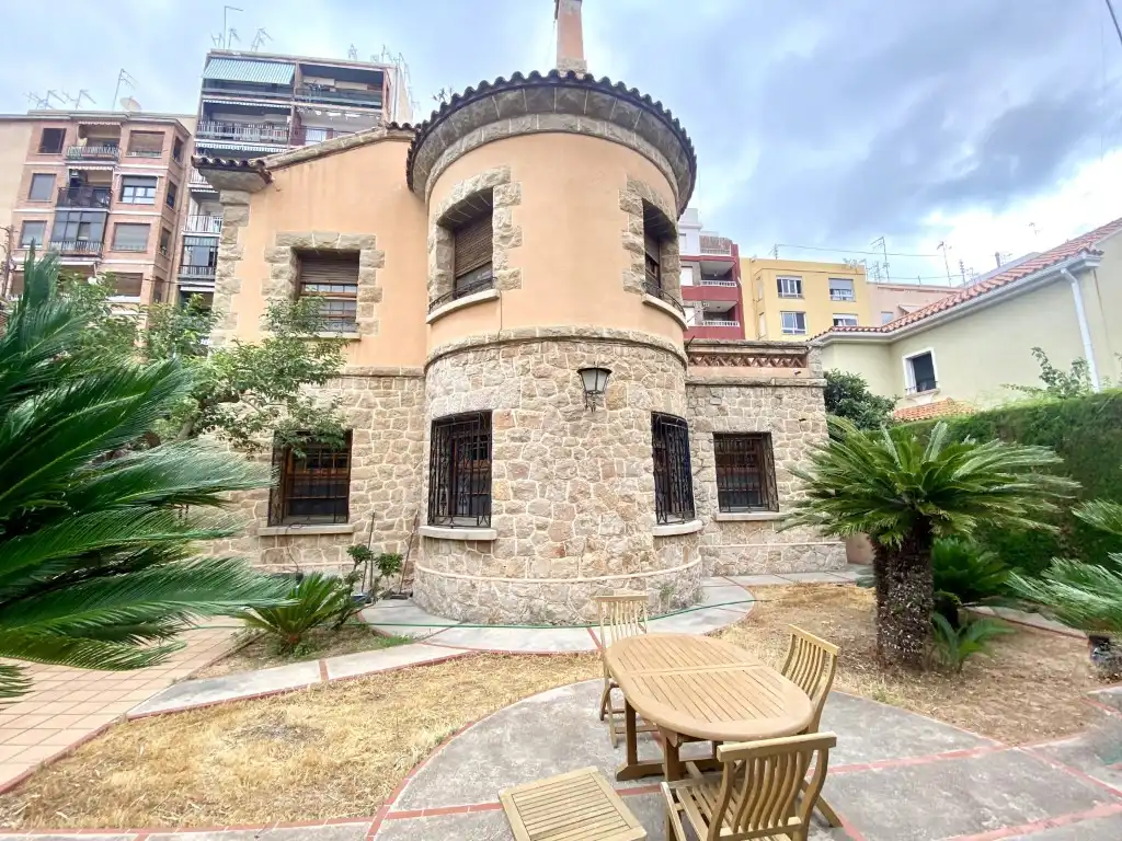 Exterior view of Houses for rent in Castellón de la Plana / Castelló de la Plana  with Heating, Private garden and Terrace