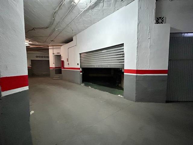 Garaje en Venta en El Palo