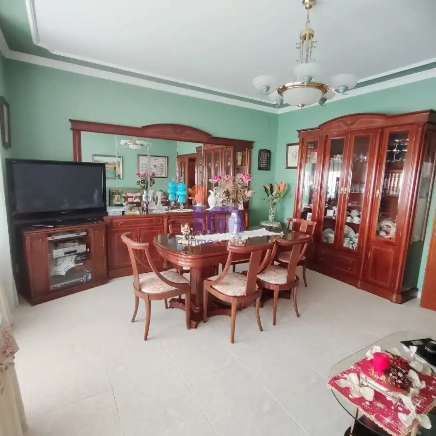 Casa con terraza en venta en Valdepeñas, imagen 4