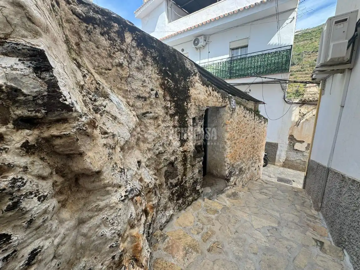 Casa adosada en venda a Algarrobo pueblo