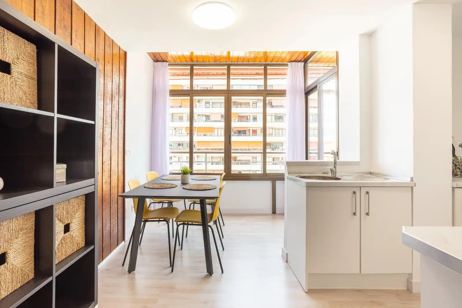 Kitchen of Apartments for sale in El Bajondillo