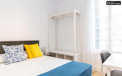 Bedroom of Flat to share in L'Hospitalet de Llobregat  with Air Conditioner, Heating and Terrace