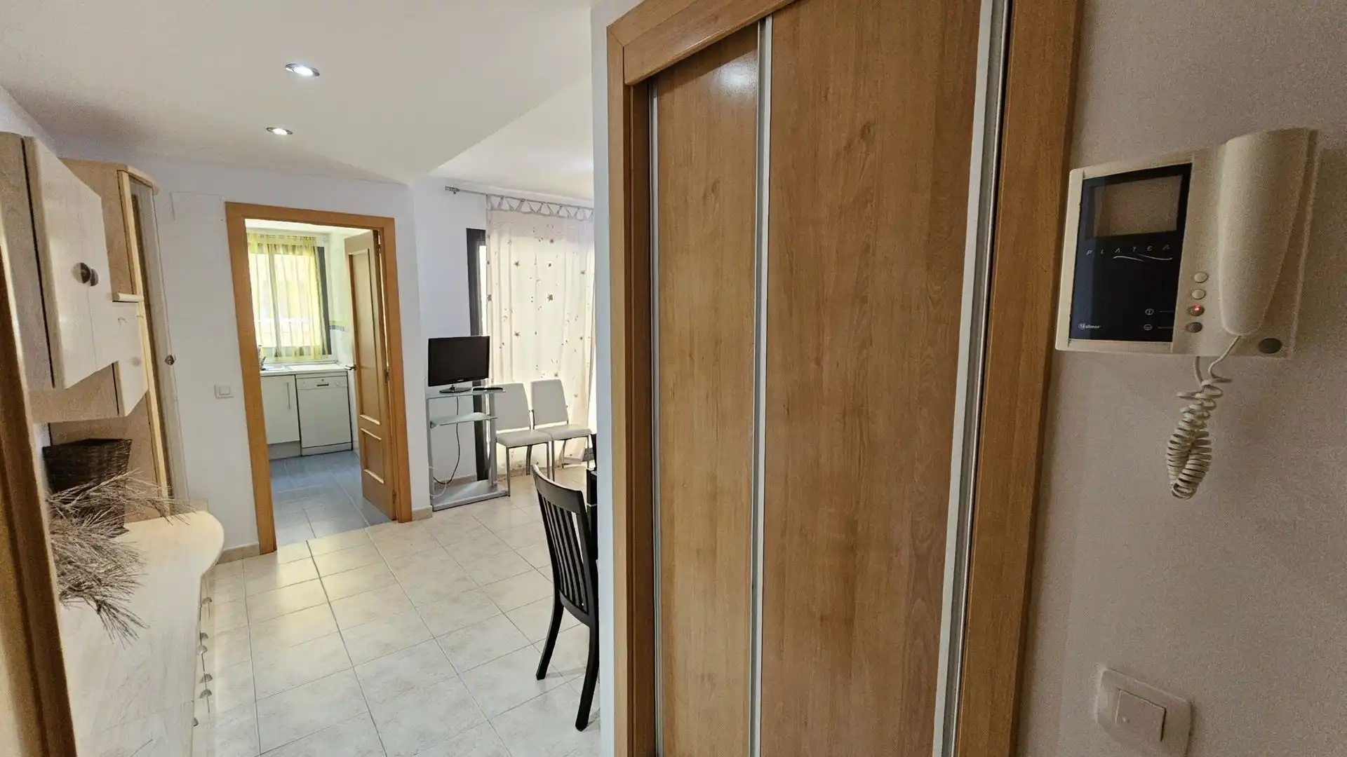 Apartamento con piscina en venta en Central 22, imagen 11