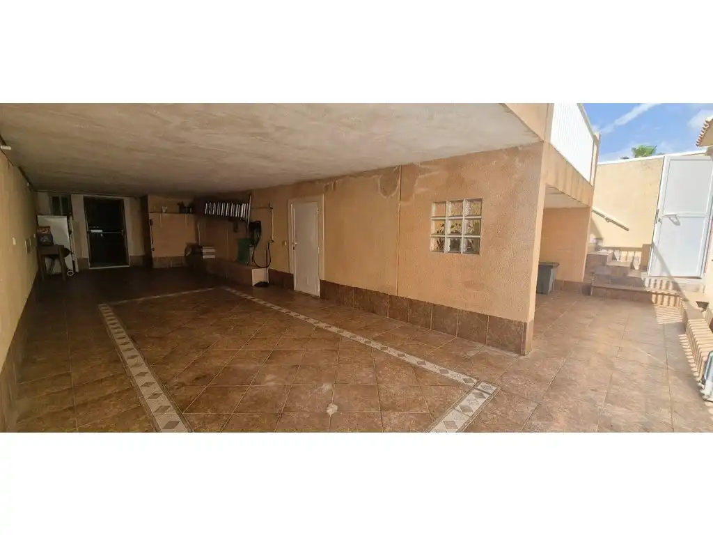 Adossat amb jardí en venda a Calle Lagunas de Ruidera, imagen 25