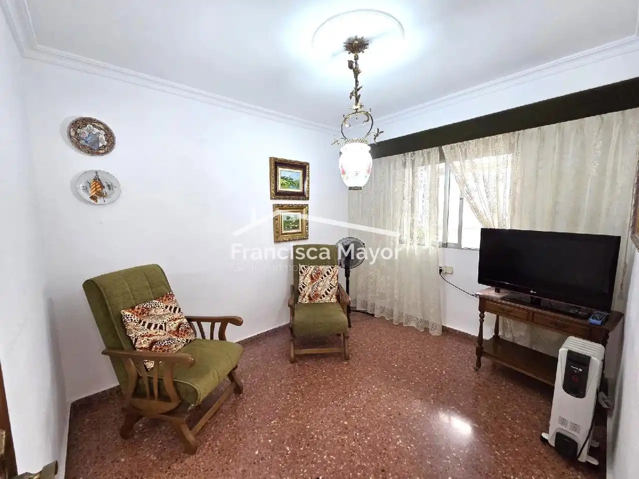 Sala d'estar de Pis en venda en Valencia amb Aire condicionat i Balcó