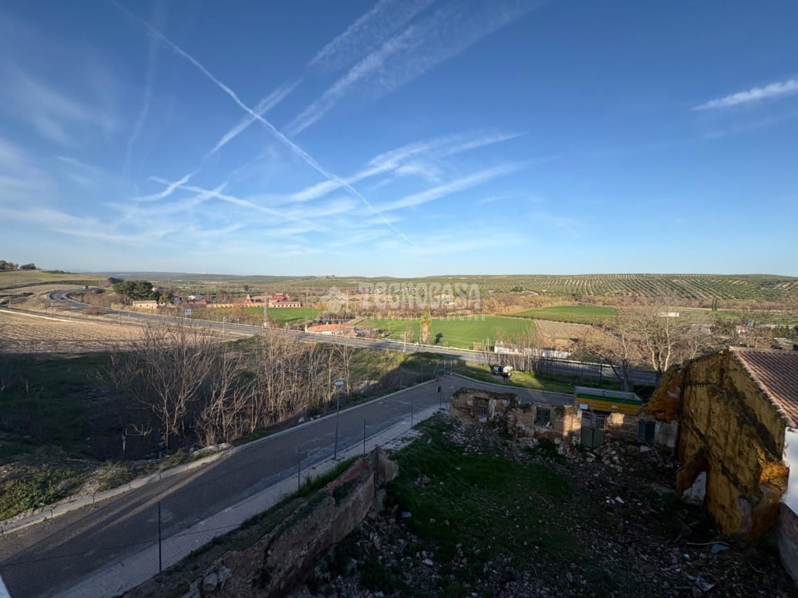 Single-family semi-detached for sale in  Jaén Capital  with Air Conditioner and Terrace