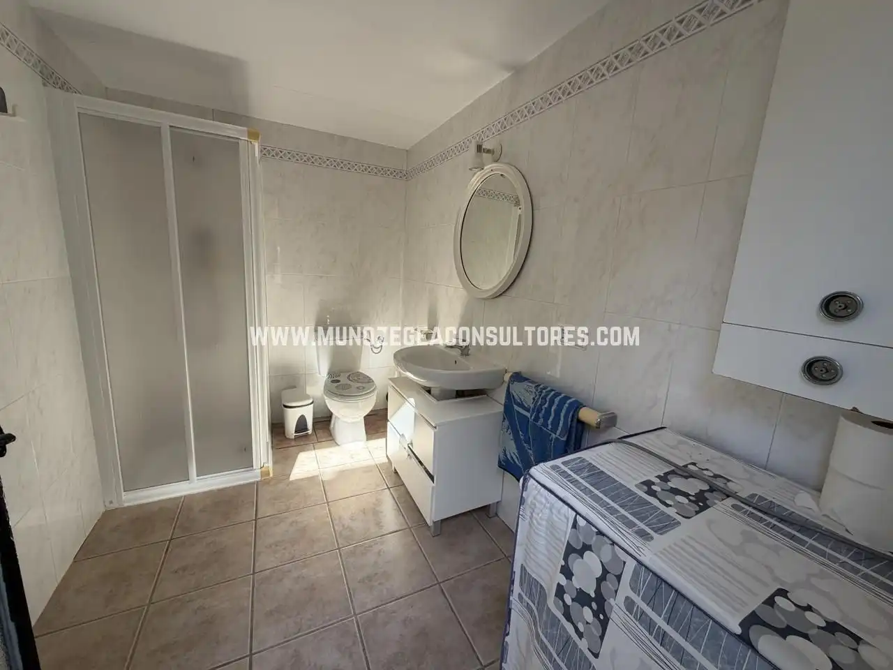 Bathroom of Houses for sale in Lucena  with Air Conditioner, Private garden and Terrace