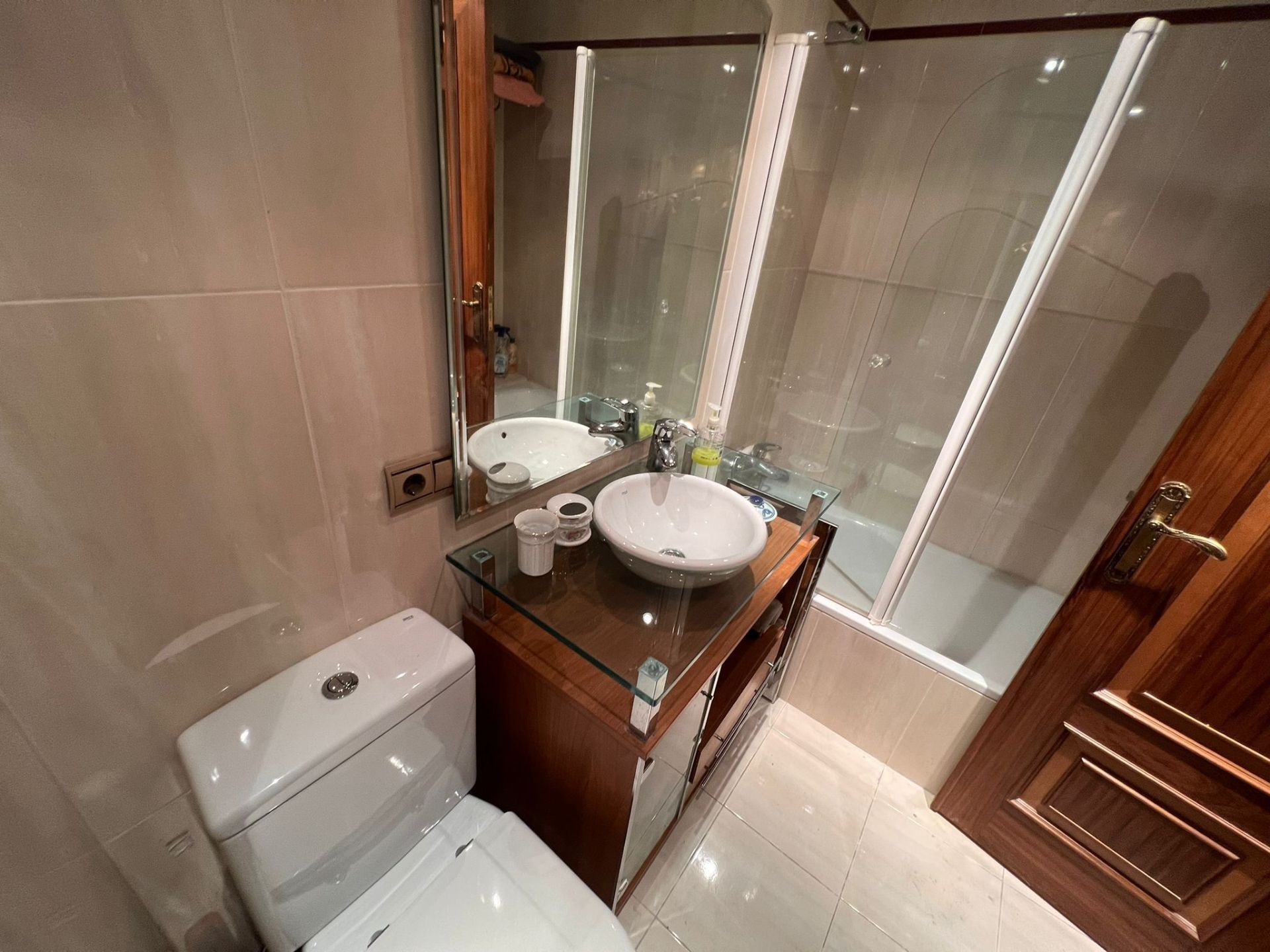 Bathroom of Flat for sale in Salamanca Capital  with Heating