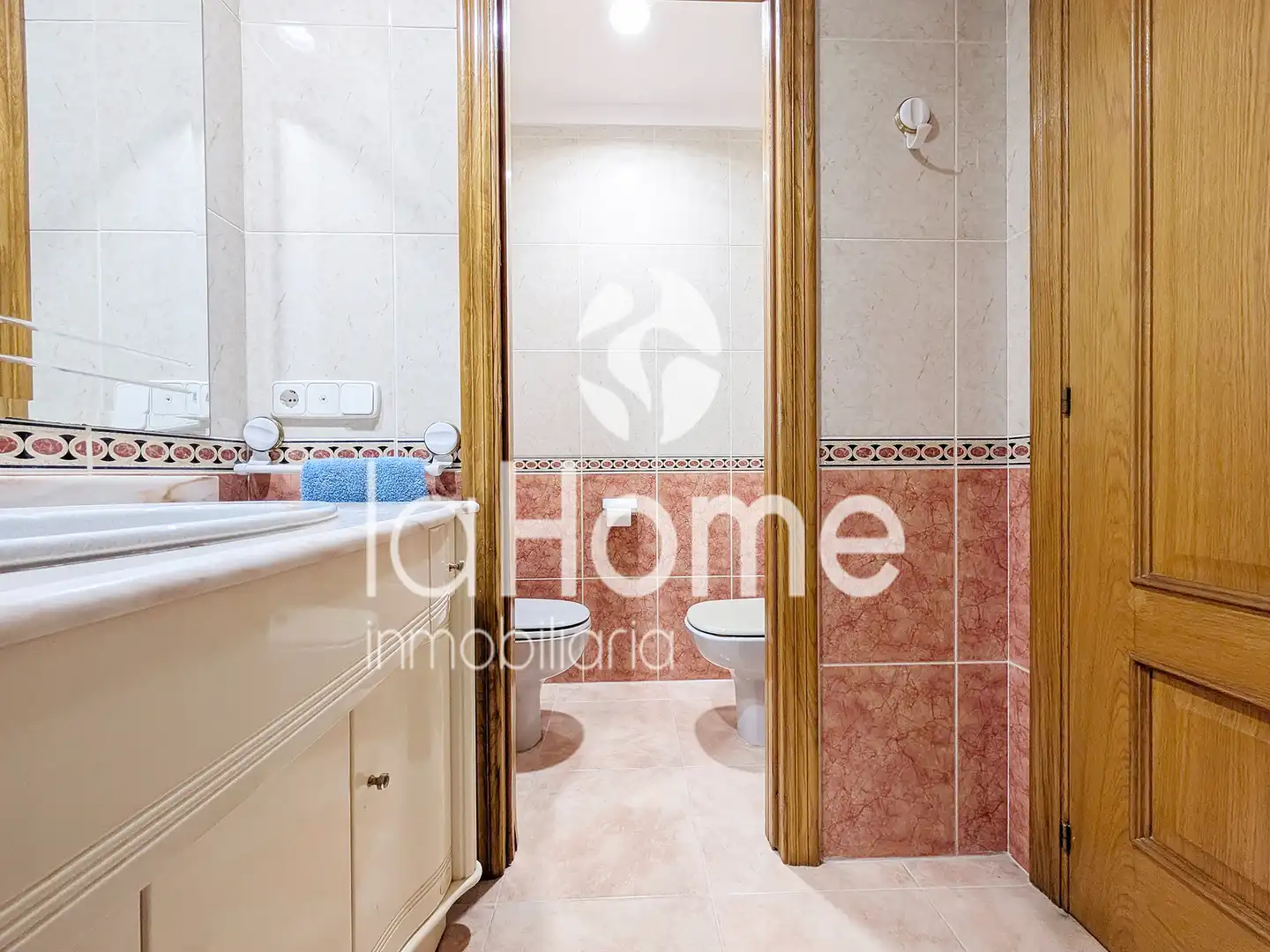 Baño de Casa o chalet en venta en L'Eliana con Aire acondicionado, Calefacción y Jardín privado