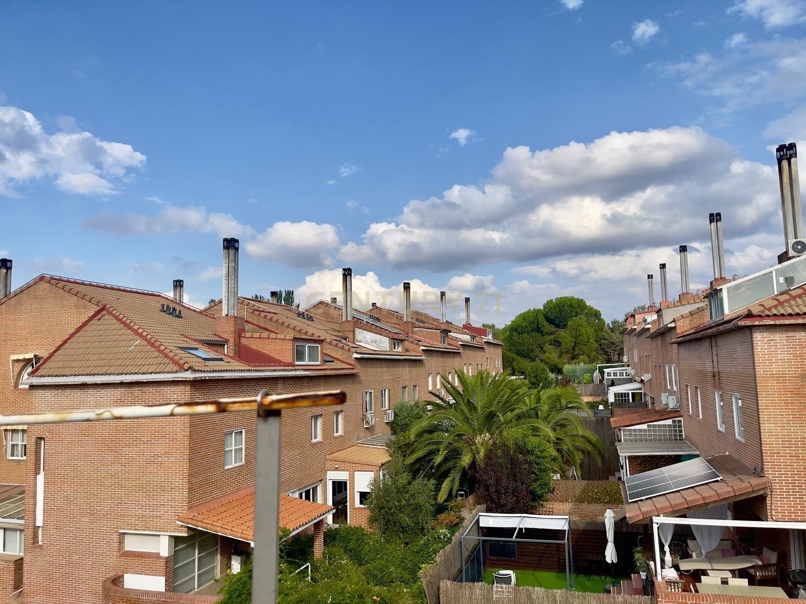 Exterior view of House or chalet for sale in Fuenlabrada  with Air Conditioner