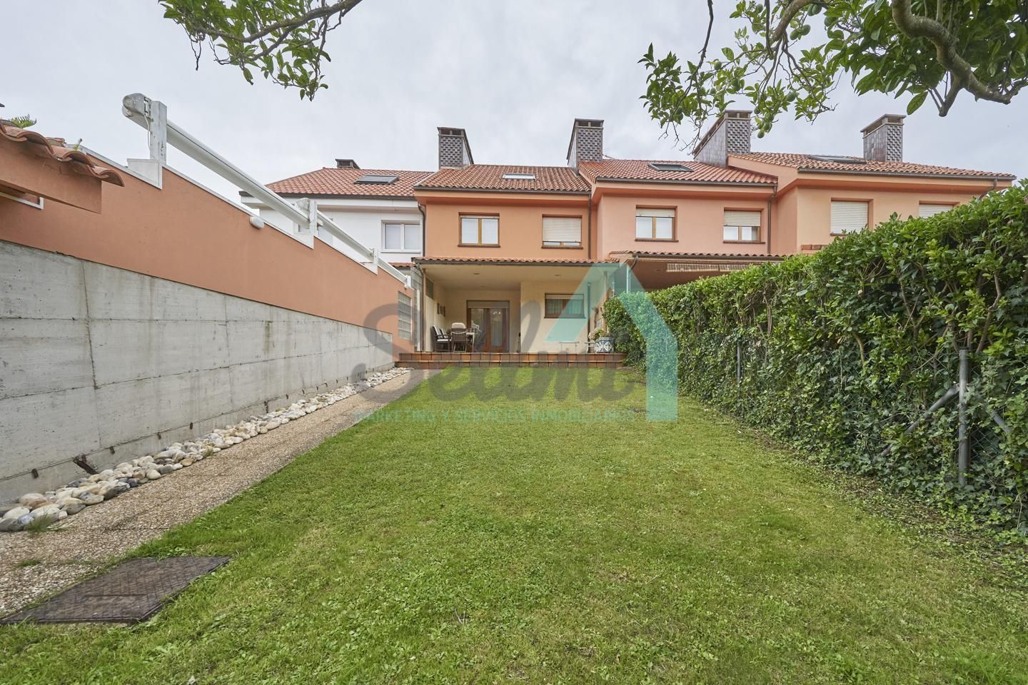 Jardí de Casa adosada de lloguer en Ribadesella amb Calefacció, Jardí privat i Terrassa