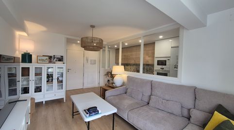 Foto 4 de Piso en venta en Calle de Añastro, Apóstol Santiago, Madrid Capital