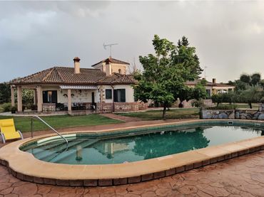 Detached house with pool for sale in Polígono Industrial Santa Engracia