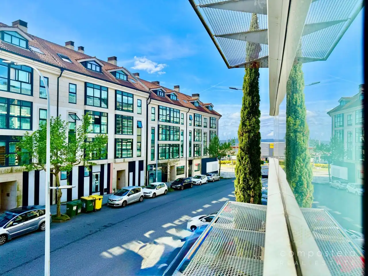 Außenansicht von Loft zum Verkauf in Ames mit Heizung, Parkett und Abstellraum