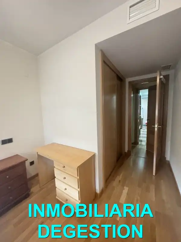 Piso en venta en Linares, Jaén