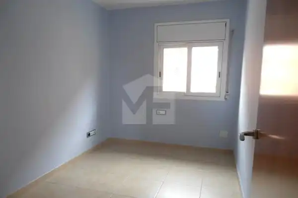 Habitación de Piso en venta en Sabadell con Aire acondicionado y Terraza
